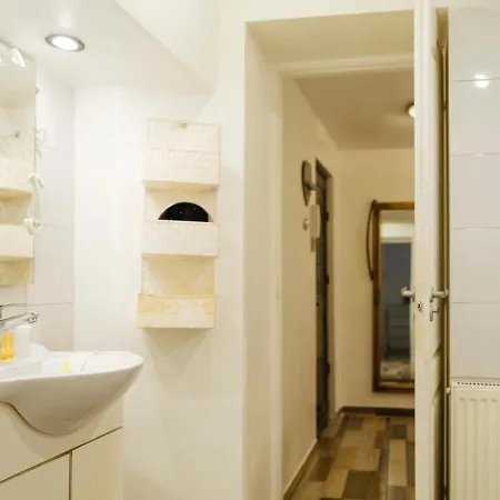 High Hopes No 3 Semi-Basement Apartment Brasov Exterior photo