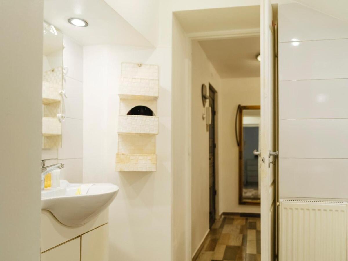 High Hopes No 3 Semi-basement Apartamento