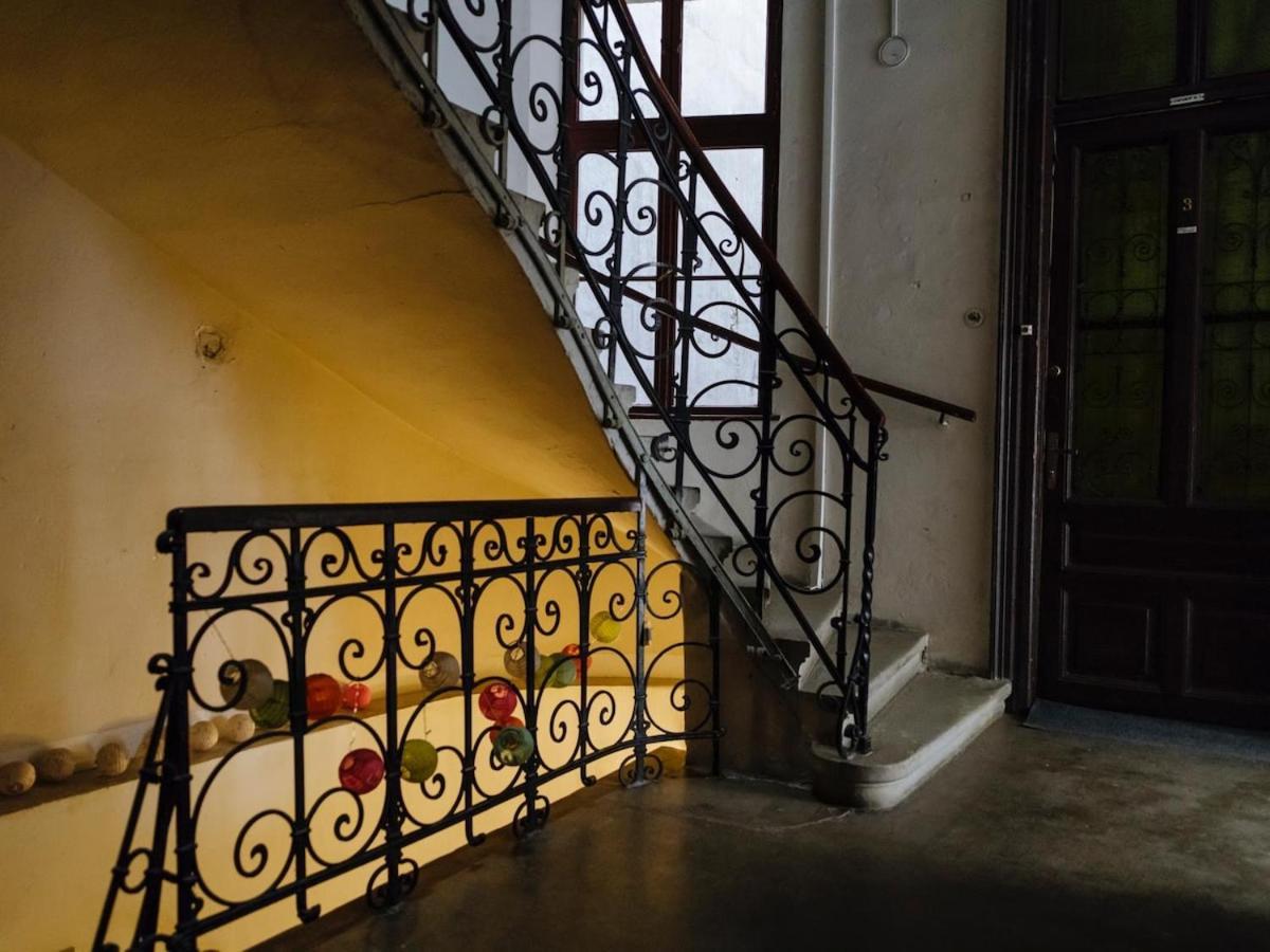 High Hopes No 3 Semi-basement Apartamento *